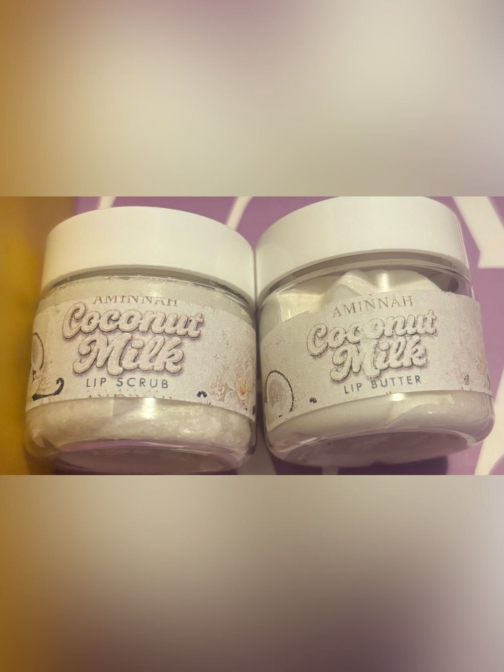 AMINNAH Coconut Milk Lip Scrub & Lip Butter — White